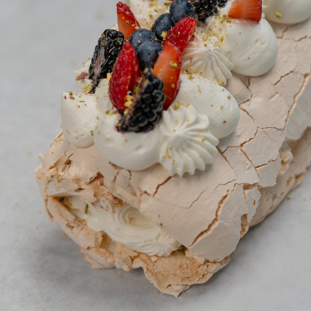 Meringue Roll Cake